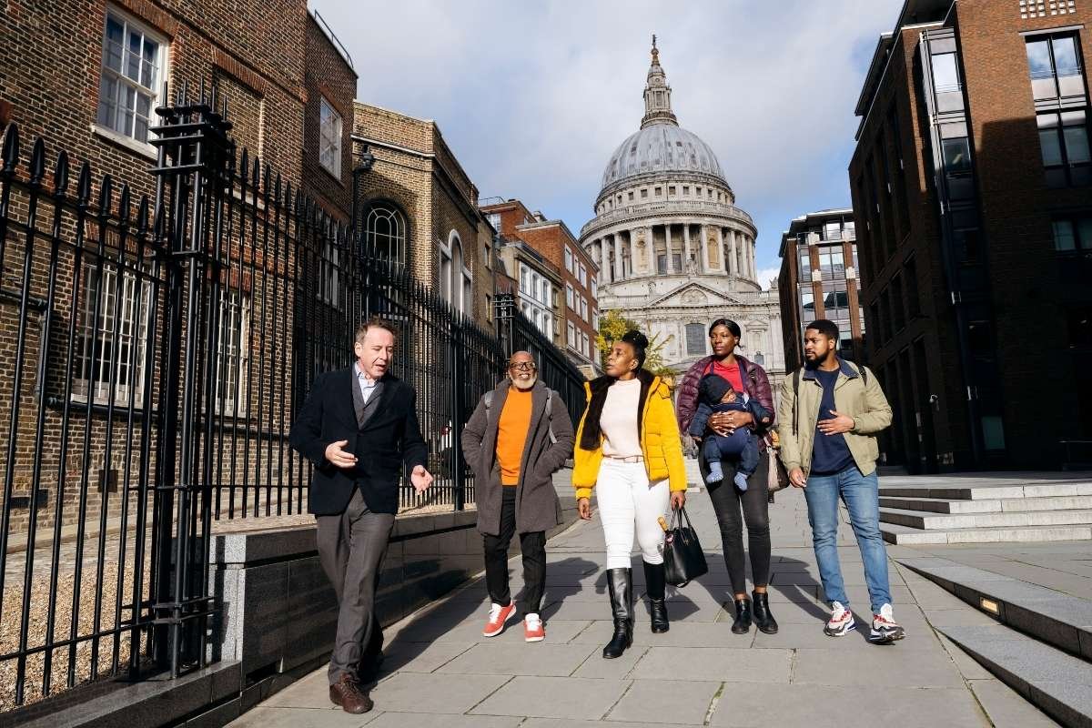 London Walking Tours: A Journey Through the Heart of the City | London Business World