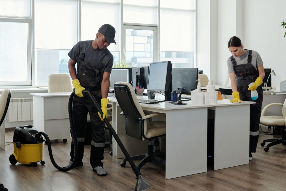 Starting and Growing a Successful Cleaning Business: A Comprehensive Guide | London Business World